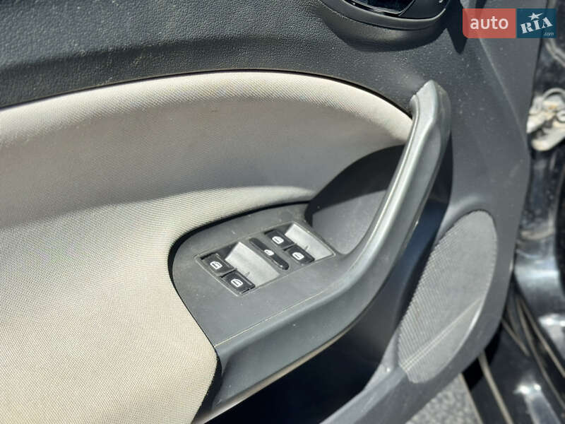 Универсал SEAT Ibiza 2012 в Самборе фото 34 Универсал SEAT Ibiza 2012 в Самборе