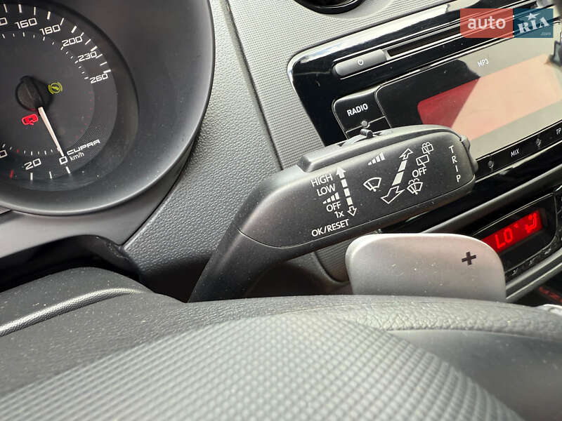 Хэтчбек SEAT Ibiza 2010 в Луцке