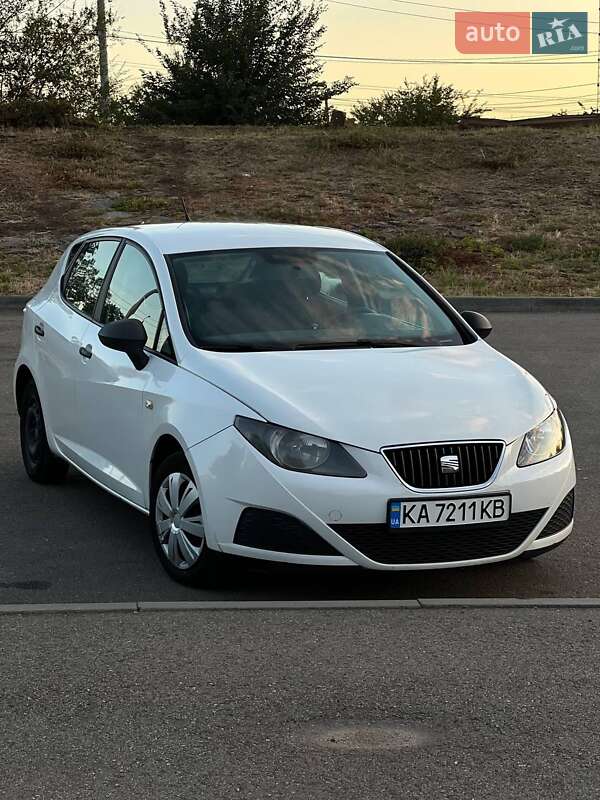 Хэтчбек SEAT Ibiza 2010 в Кривом Роге