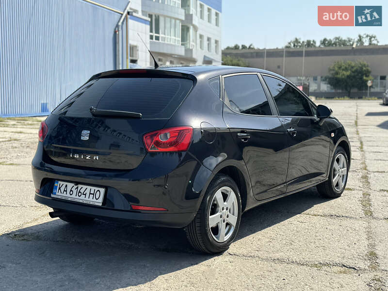 Хетчбек SEAT Ibiza 2008 в Києві