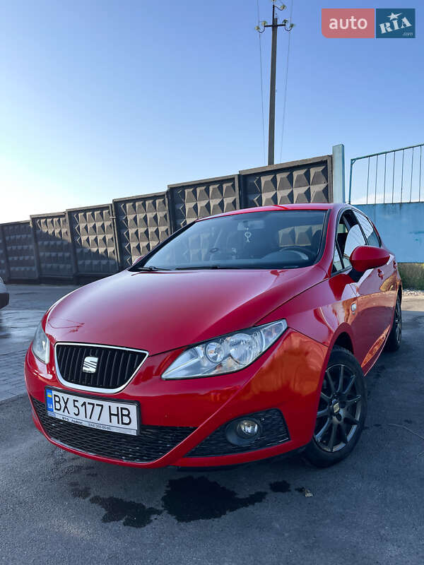 SEAT Ibiza 2011 SEAT Ibiza 2011