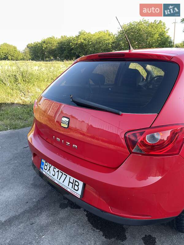 Хэтчбек SEAT Ibiza 2011 в Каменец-Подольском