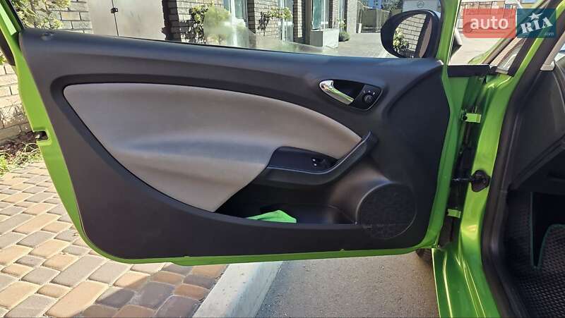Хэтчбек SEAT Ibiza 2013 в Киеве