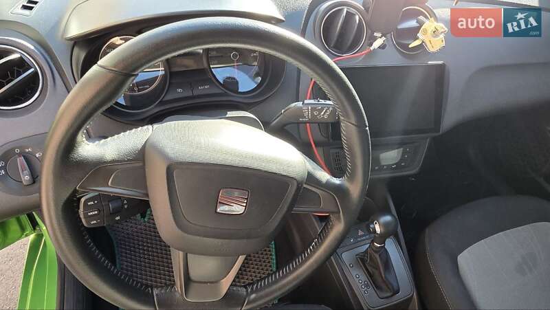 Хэтчбек SEAT Ibiza 2013 в Киеве