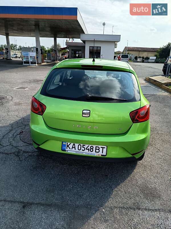 Хетчбек SEAT Ibiza 2013 в Києві фото 5 Хетчбек SEAT Ibiza 2013 в Києві