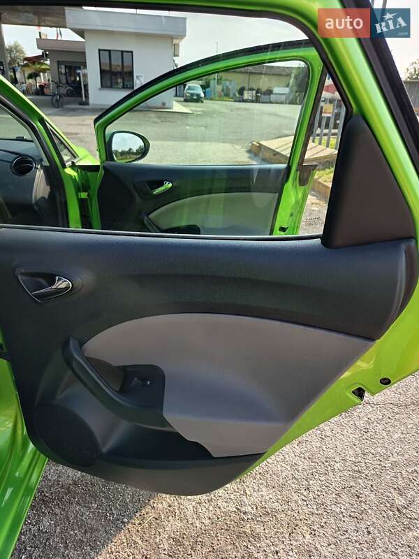 Хетчбек SEAT Ibiza 2013 в Києві фото 19 Хетчбек SEAT Ibiza 2013 в Києві