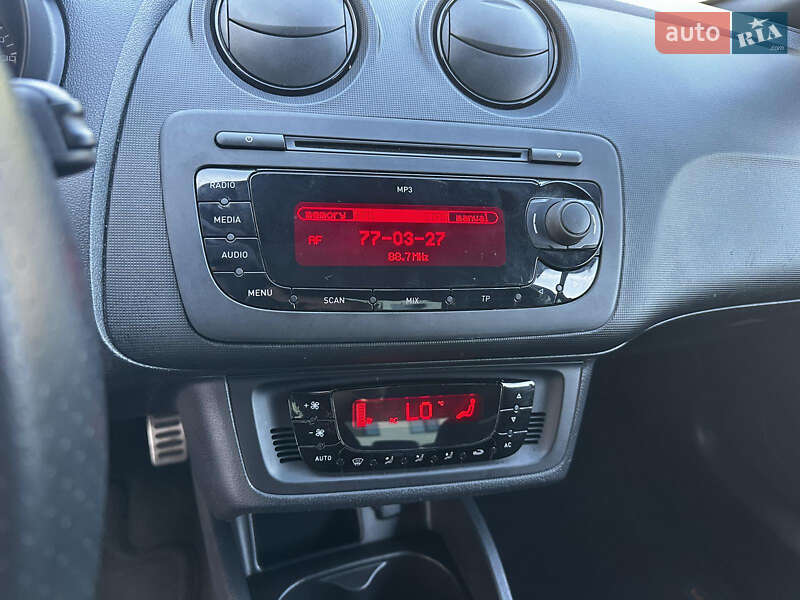 Хэтчбек SEAT Ibiza 2011 в Броварах
