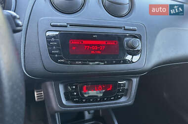 Хетчбек SEAT Ibiza 2011 в 