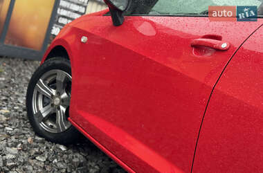 Хэтчбек SEAT Ibiza 2013 в 