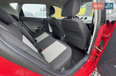 Хэтчбек SEAT Ibiza 2013 в 