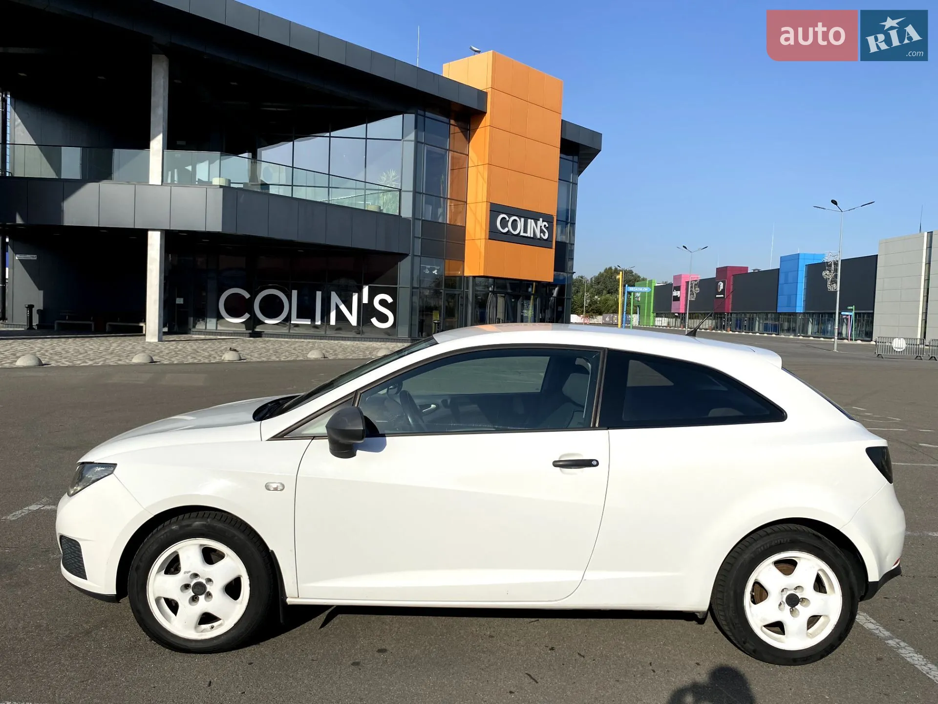 2010 SEAT Ibiza - мініатюра 4