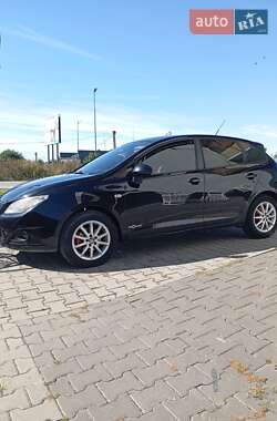 Хэтчбек SEAT Ibiza 2011 в Снятине
