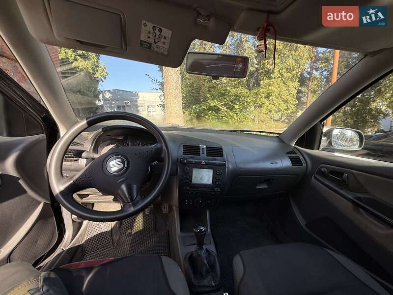 Хэтчбек SEAT Ibiza 2001 в Львове