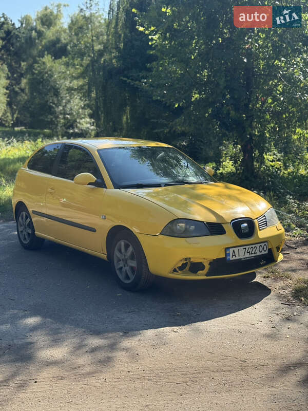 Хэтчбек SEAT Ibiza 2006 в Киеве