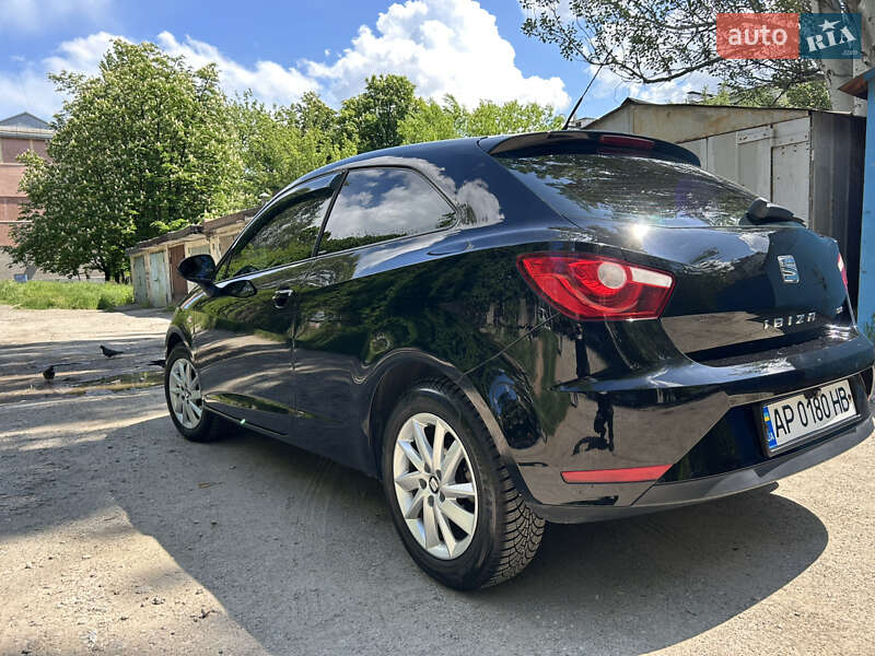 Хэтчбек SEAT Ibiza 2015 в Запорожье