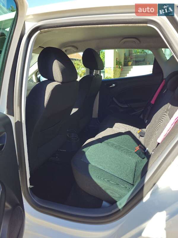 Хетчбек SEAT Ibiza 2009 в Тернополі