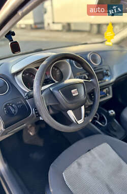 Хэтчбек SEAT Ibiza 2009 в 