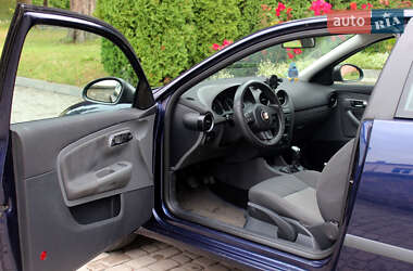Хэтчбек SEAT Ibiza 2007 в 
