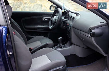 Хэтчбек SEAT Ibiza 2007 в 