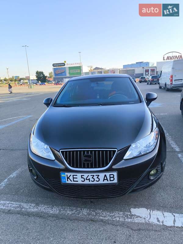 Хэтчбек SEAT Ibiza 2010 в Киеве