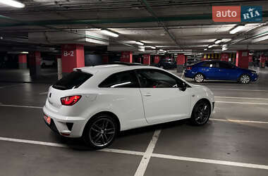Хэтчбек SEAT Ibiza 2010 в 