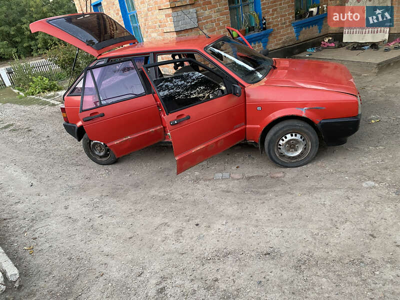 Хетчбек SEAT Ibiza 1989 в Новгородці