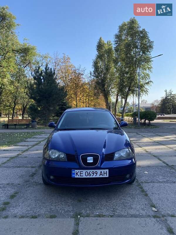 Хетчбек SEAT Ibiza 2005 в Кривому Розі