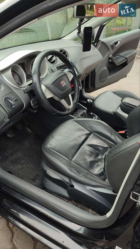Универсал SEAT Ibiza 2011 в Львове фото 8 Универсал SEAT Ibiza 2011 в Львове