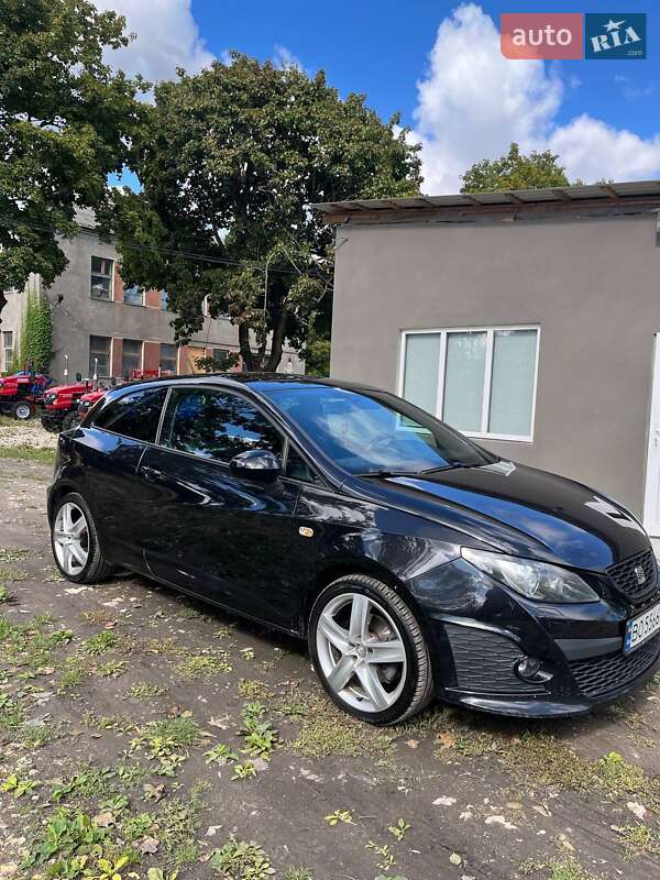 Хетчбек SEAT Ibiza 2010 в Тернополі