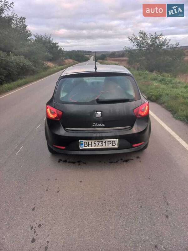 Хэтчбек SEAT Ibiza 2011 в Герце фото 5 Хэтчбек SEAT Ibiza 2011 в Герце