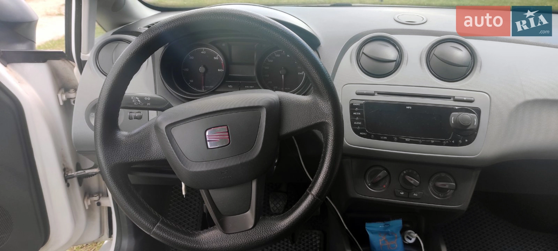 2012 SEAT Ibiza - мініатюра 5