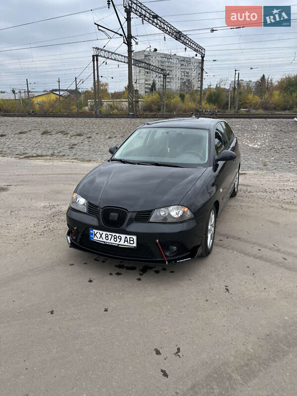 Хэтчбек SEAT Ibiza 2007 в Харькове фото Хэтчбек SEAT Ibiza 2007 в Харькове