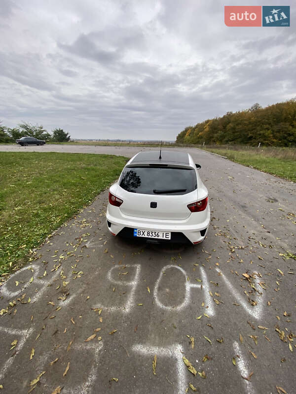 Хэтчбек SEAT Ibiza 2011 в Дунаевцах фото 28 Хэтчбек SEAT Ibiza 2011 в Дунаевцах