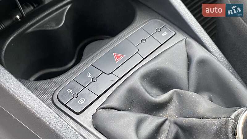 Хетчбек SEAT Ibiza 2008 в Києві фото 21 Хетчбек SEAT Ibiza 2008 в Києві