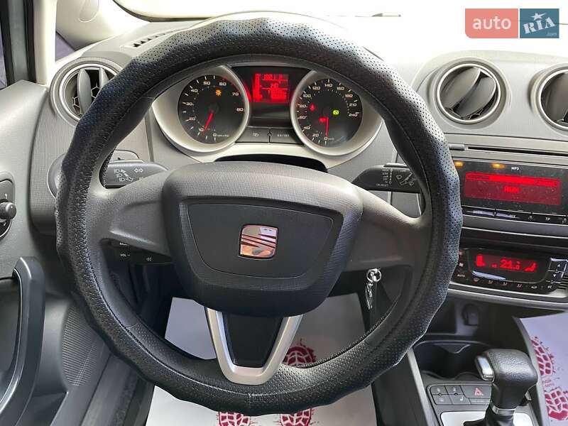 Хэтчбек SEAT Ibiza 2011 в Киеве фото 9 Хэтчбек SEAT Ibiza 2011 в Киеве