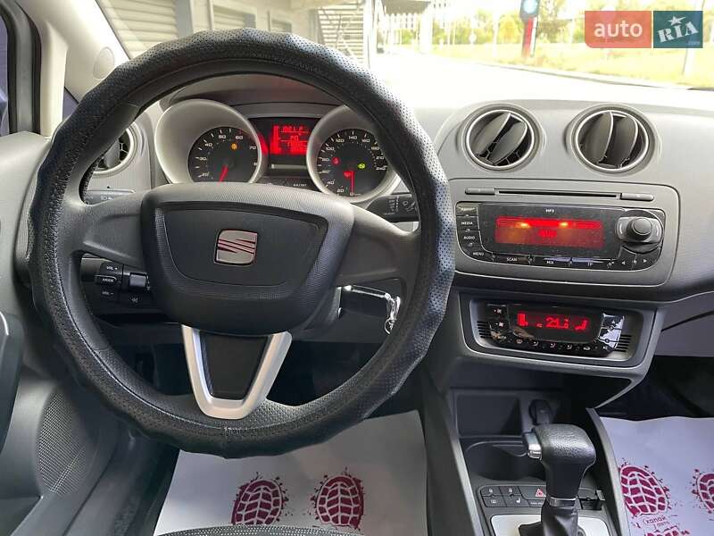 Хэтчбек SEAT Ibiza 2011 в Киеве фото 13 Хэтчбек SEAT Ibiza 2011 в Киеве