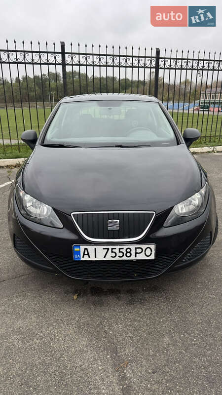Хетчбек SEAT Ibiza 2011 в Макарові