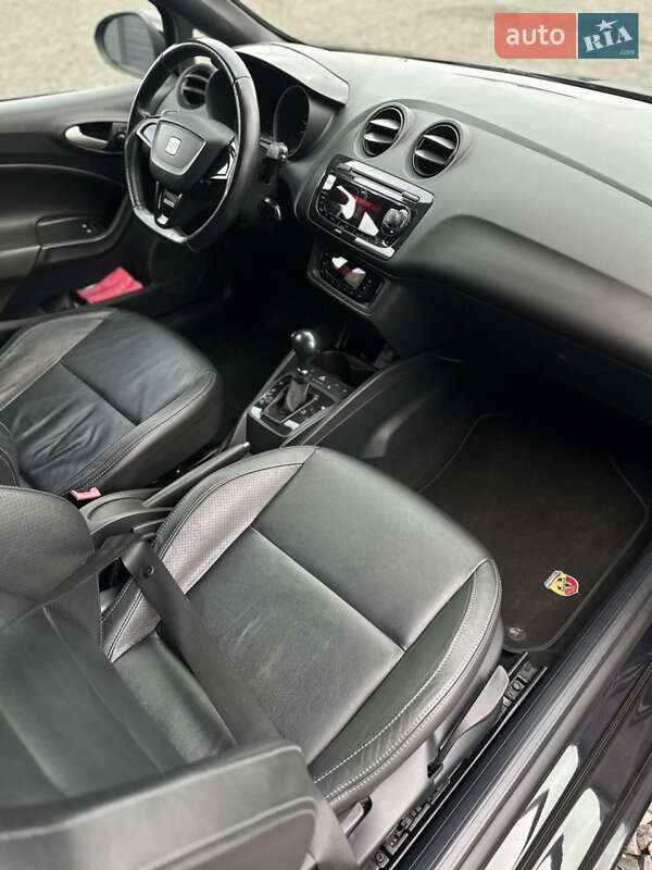 Хэтчбек SEAT Ibiza 2011 в Луцке