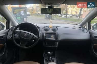 Універсал SEAT Ibiza 2012 в  фото 5 Універсал SEAT Ibiza 2012 в