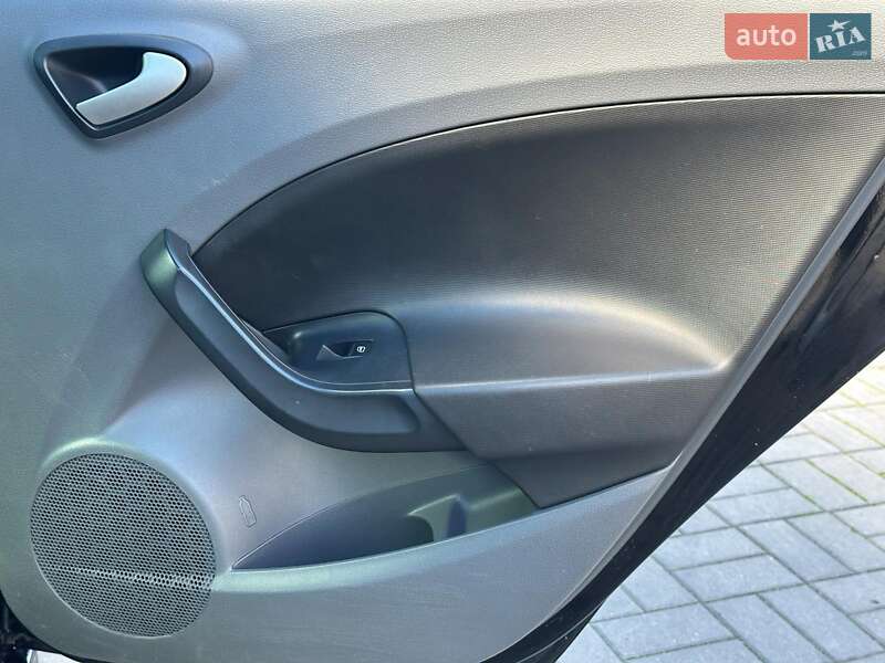 Хэтчбек SEAT Ibiza 2011 в Одессе фото 14 Хэтчбек SEAT Ibiza 2011 в Одессе
