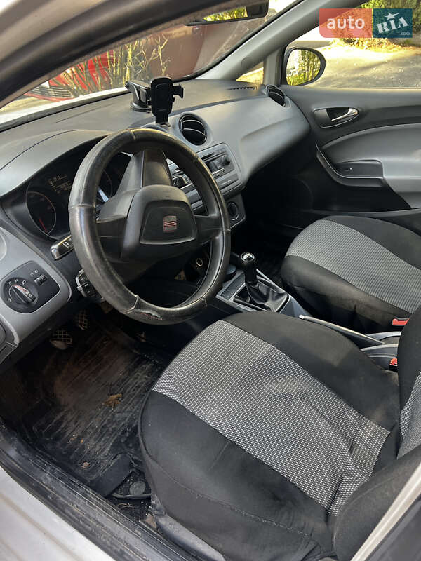 Хэтчбек SEAT Ibiza 2013 в Хмельницком фото 6 Хэтчбек SEAT Ibiza 2013 в Хмельницком