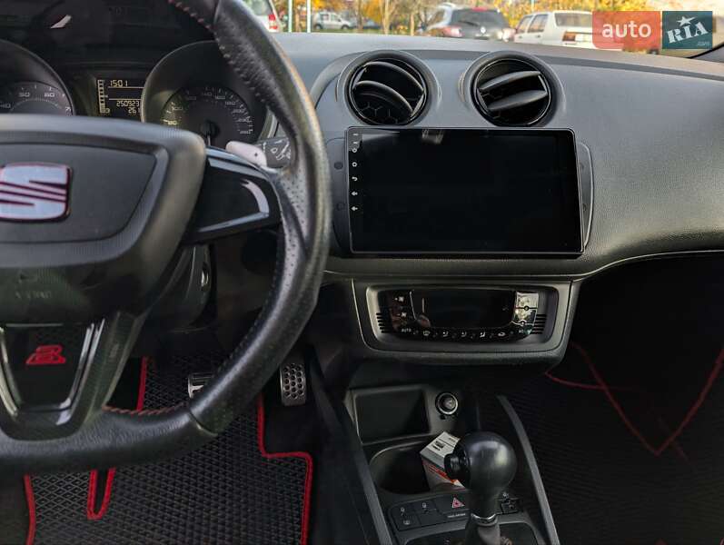 Хэтчбек SEAT Ibiza 2009 в Владимире фото 12 Хэтчбек SEAT Ibiza 2009 в Владимире