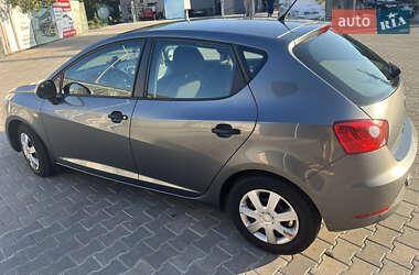 Хетчбек SEAT Ibiza 2013 в Звягелі