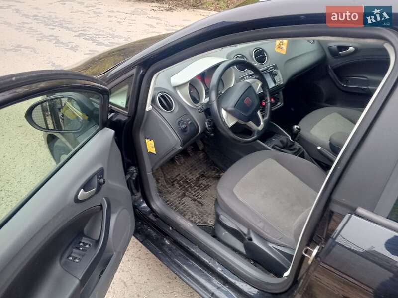 Универсал SEAT Ibiza 2010 в Кельменцах фото 5 Универсал SEAT Ibiza 2010 в Кельменцах