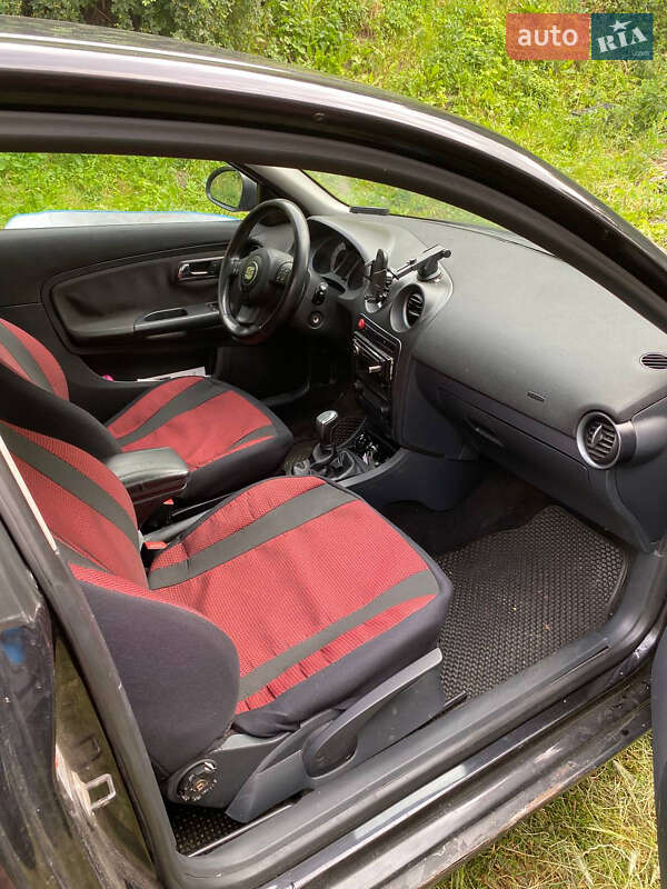 Хэтчбек SEAT Ibiza 2007 в Киеве фото 8 Хэтчбек SEAT Ibiza 2007 в Киеве