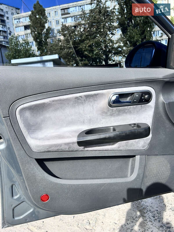 Хетчбек SEAT Ibiza 2007 в Києві фото 20 Хетчбек SEAT Ibiza 2007 в Києві