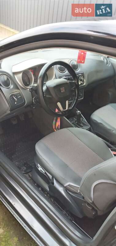 Хэтчбек SEAT Ibiza 2009 в Городке фото 2 Хэтчбек SEAT Ibiza 2009 в Городке
