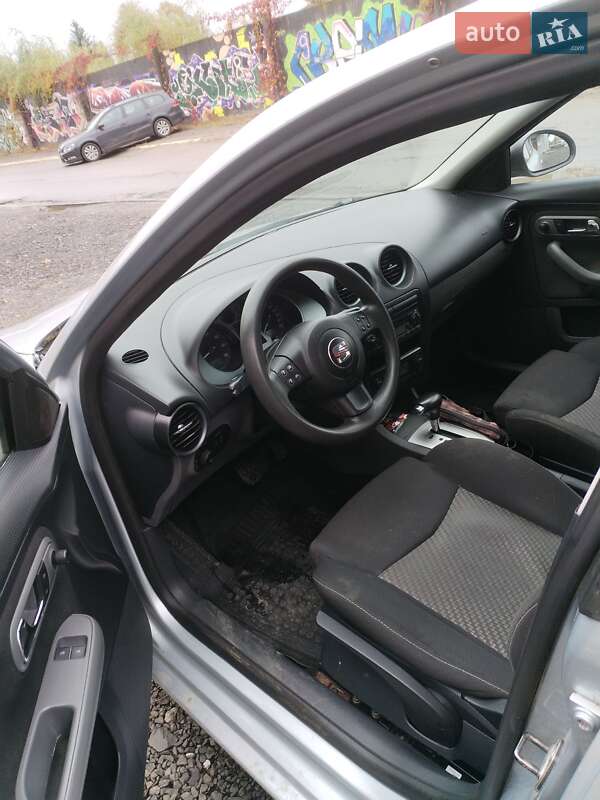 Хетчбек SEAT Ibiza 2007 в Луцьку
