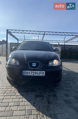 Хэтчбек SEAT Ibiza 2004 в Новоукраинке