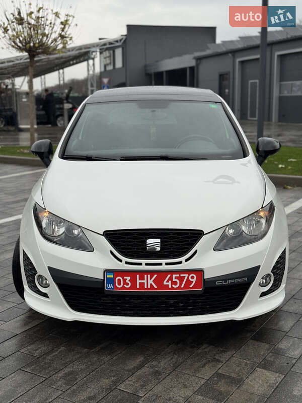 Хэтчбек SEAT Ibiza 2011 в Луцке фото 5 Хэтчбек SEAT Ibiza 2011 в Луцке